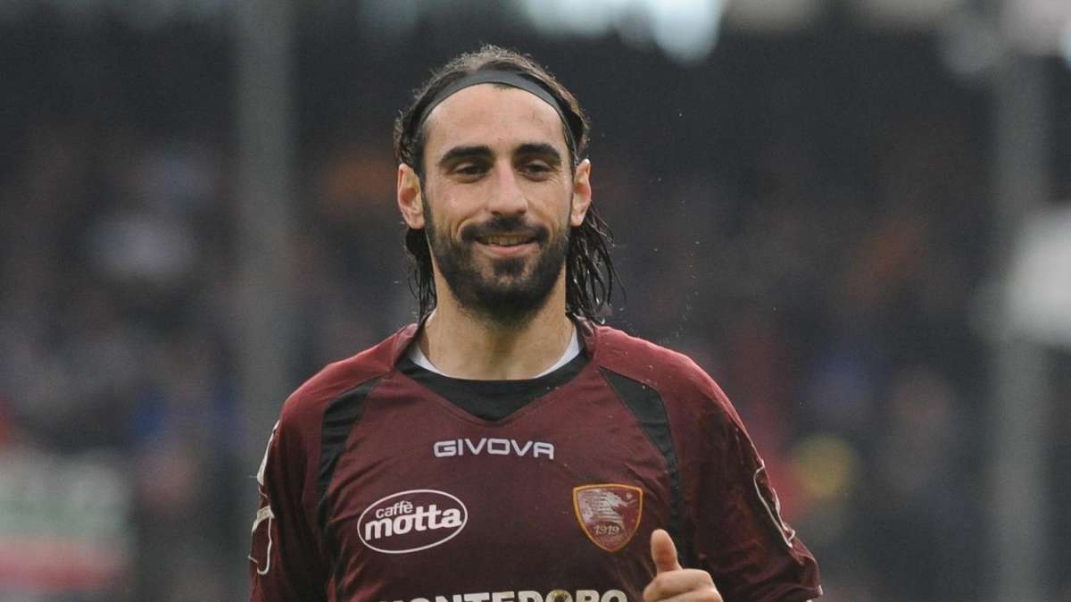 Salernitana, su bomber Guazzo l'interesse di molti club
