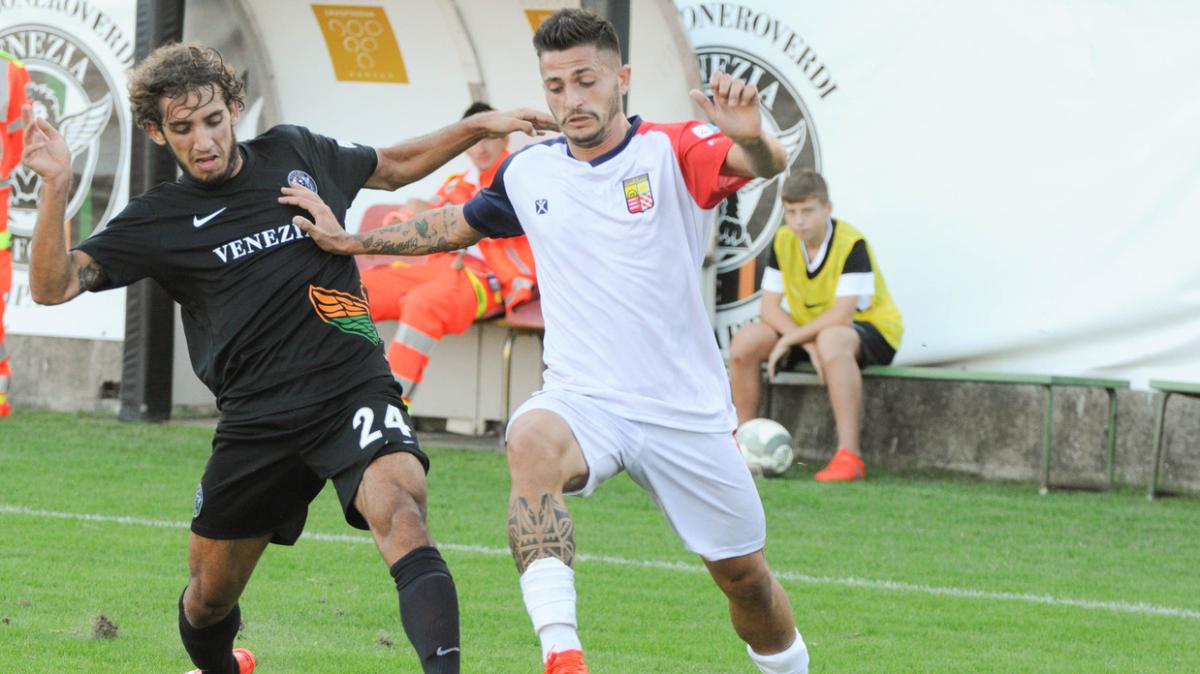 Immagine strip Primo piano n.2