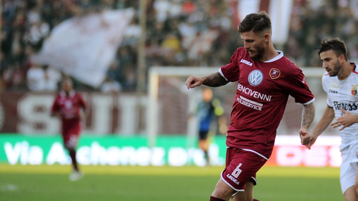 Ternana, vicino l'addio di Loiacono: il Potenza preme per il difensore