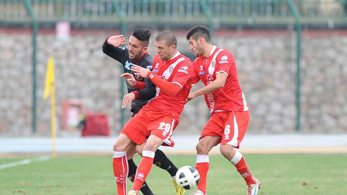 LIVE MILANO - Pisa, assalto a un difensore dell'Entella