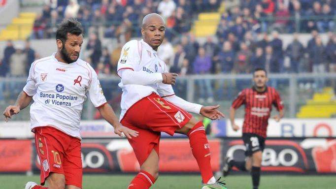 Virtus Entella, piace una punta del Vicenza