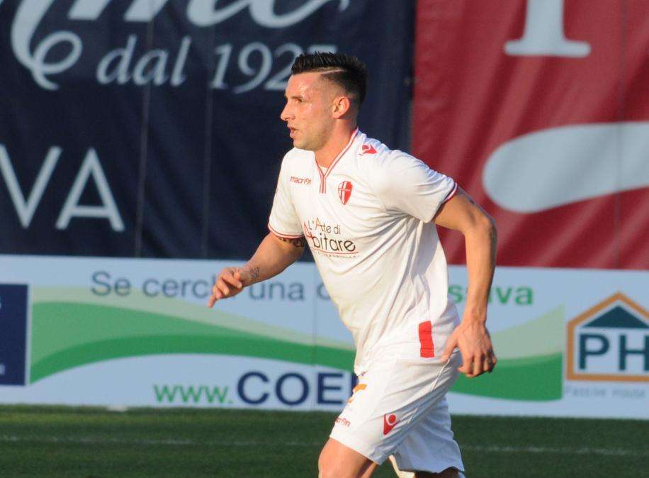 Gozzano, saluta Segato. Firma con il Lecco