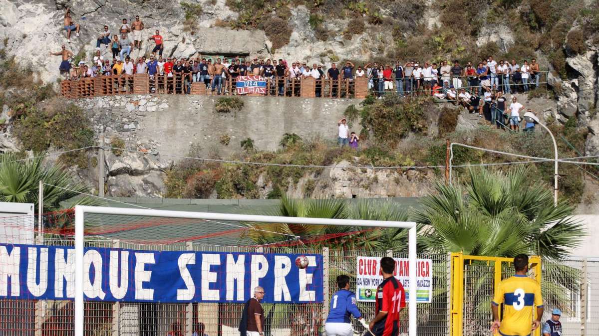 Milazzo, tanti giovani contro il Monza