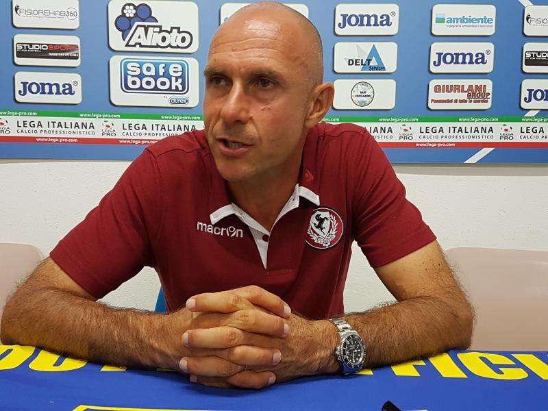 L'estero attira l'ex mister dell'Arezzo Sottili