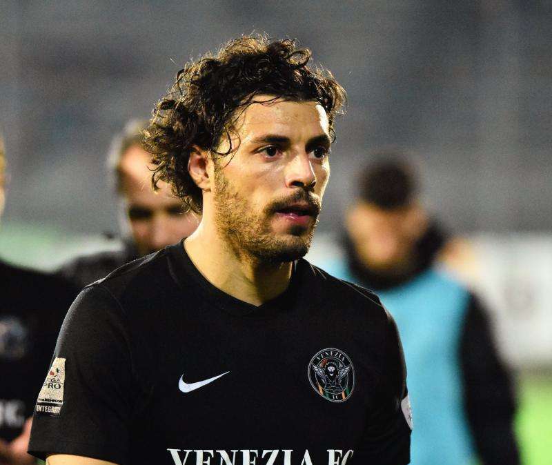 Triestina, stretta finale per il terzino