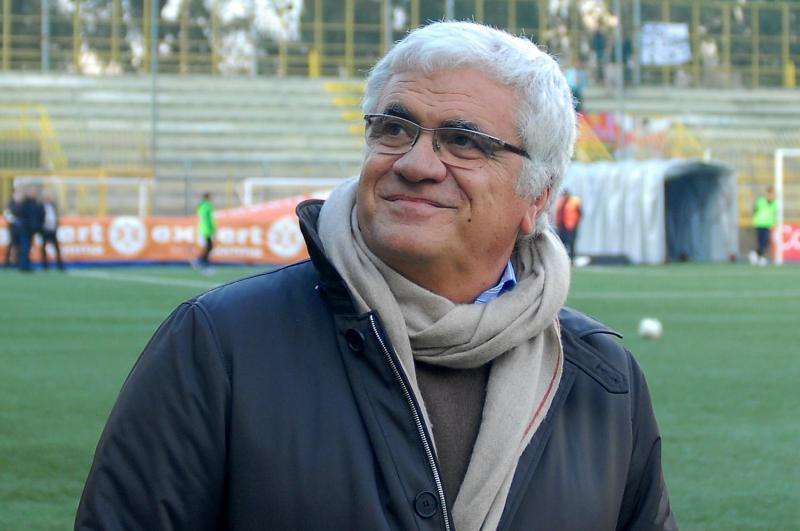 Juve Stabia, Manniello: "Valutiamo l'esonero del ds Logiudice"