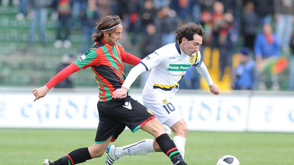 LIVE MILANO - Frosinone, caccia a un centrocampista di B