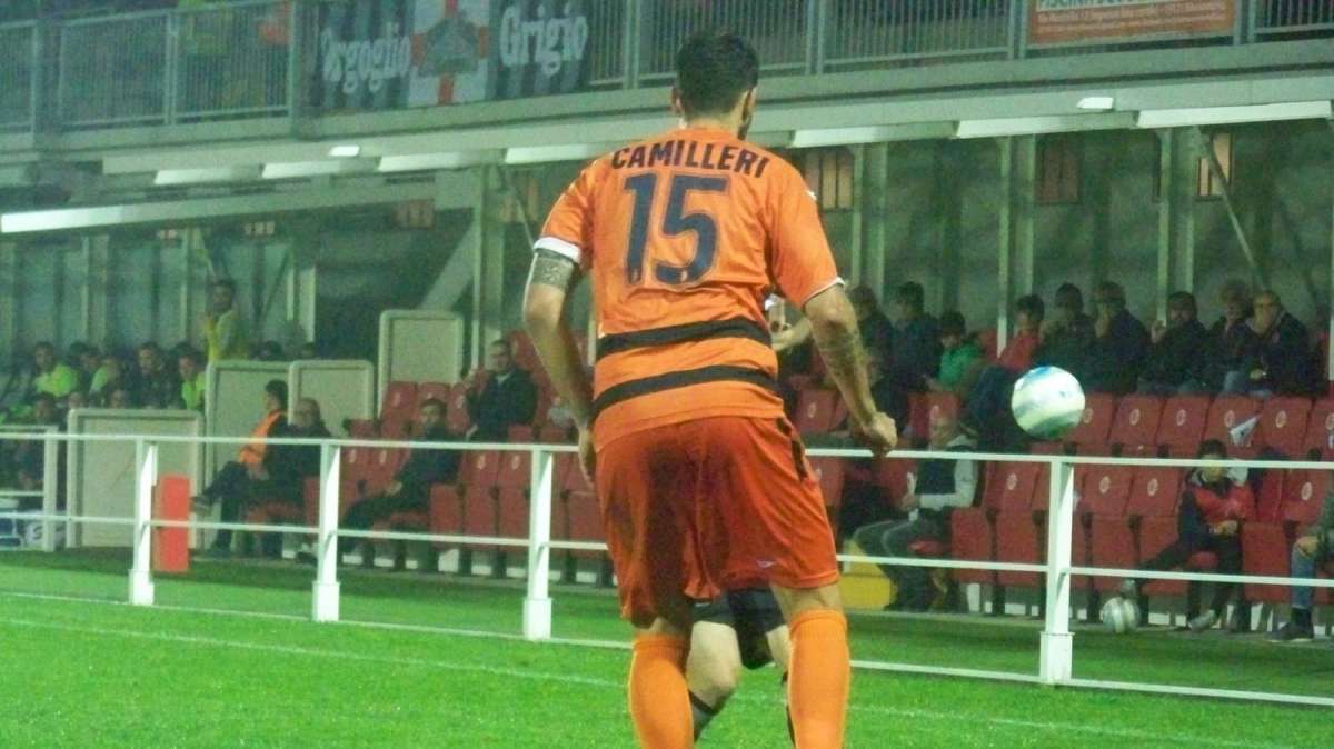 UFFICIALE - Messina, in difesa ritorna il centrale Camilleri
