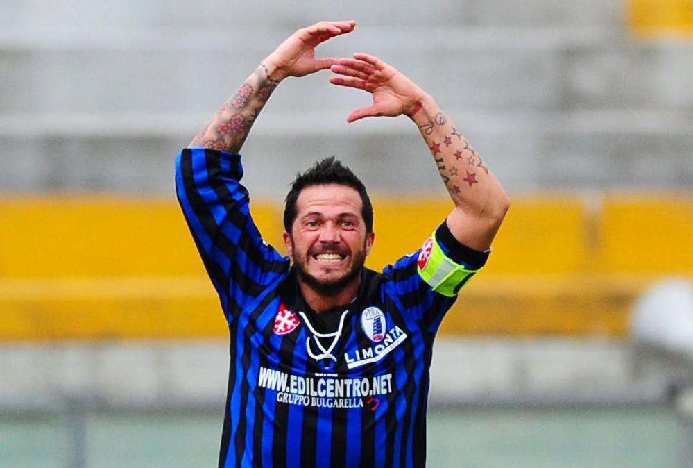 1^ Divisione, Pisa champagne: l'Avellino resta al palo