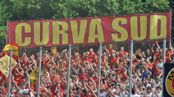 Benevento, emozione per la cerimonia d'intitolazione dello stadio a Ciro Vigorito