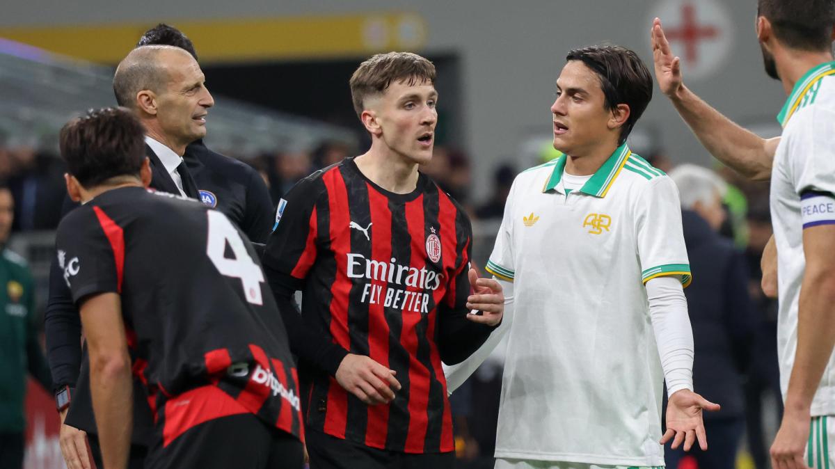 Calcio: Dybala lesione muscolare,punta a rientrare con il Napoli