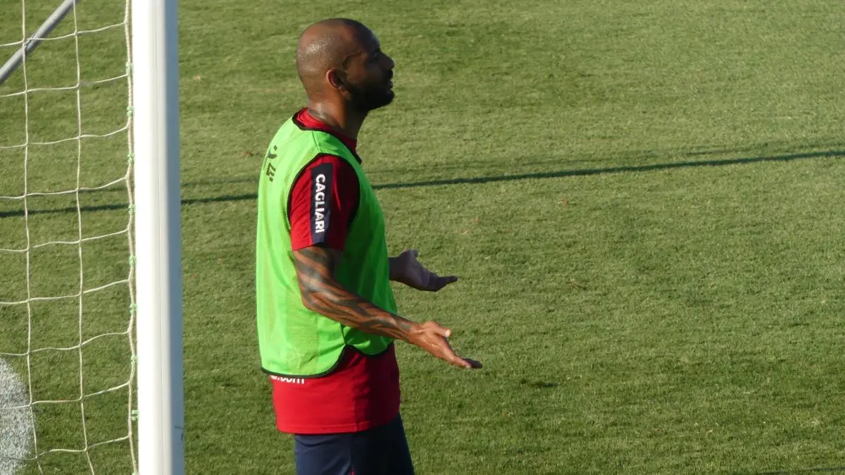 Ex rossoblù all'estero: Joao Pedro a valanga, sorpresa Bolzan