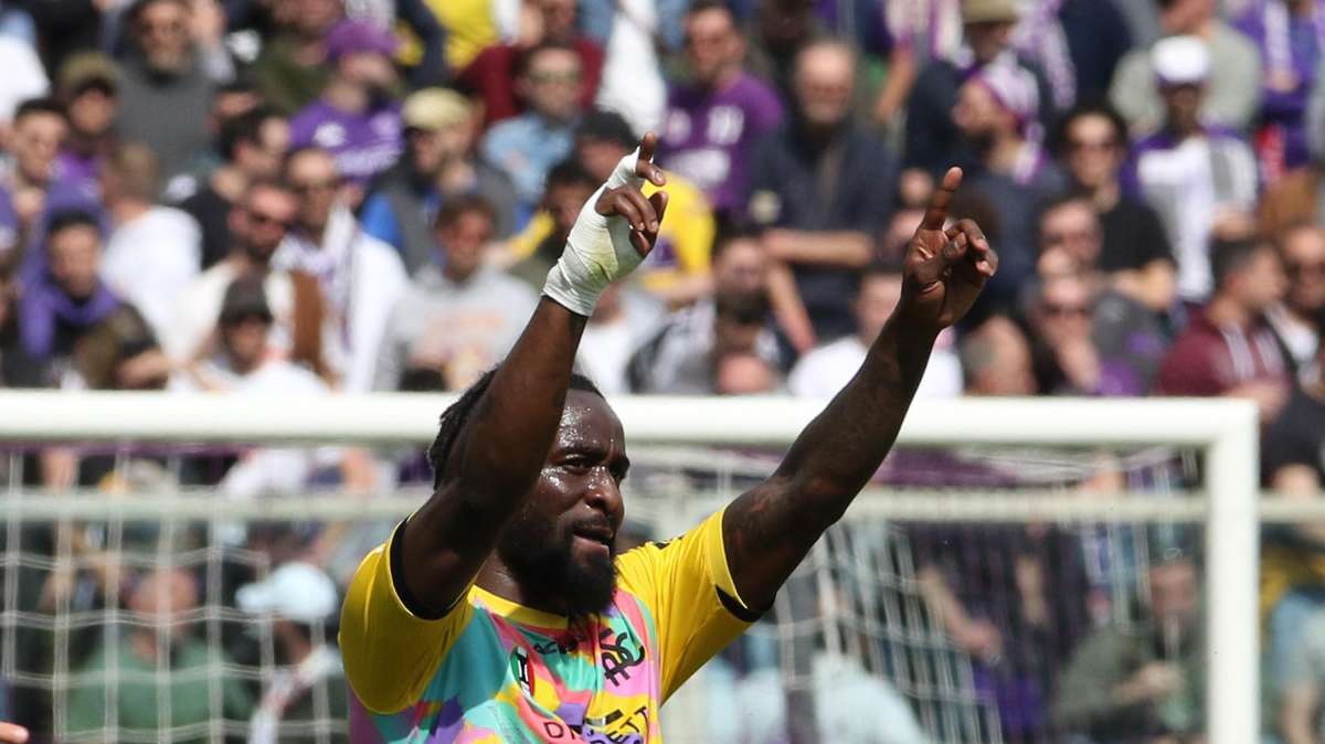 Fiorentina, in arrivo la firma di Nzola. Allo Spezia 12 milioni