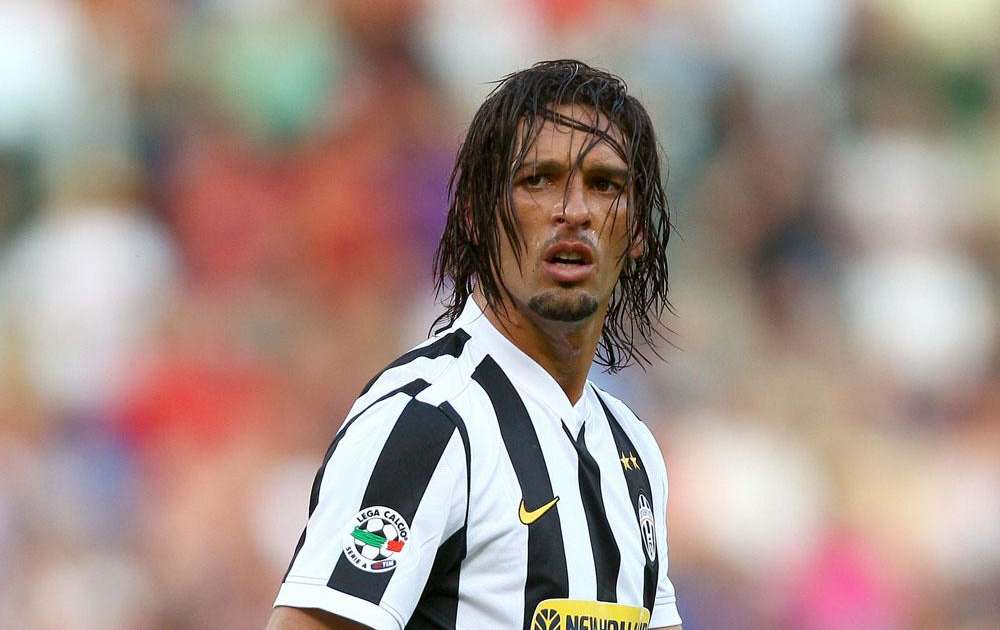 E all'estero c'è chi ipotizza lo scambio Matri-Amauri