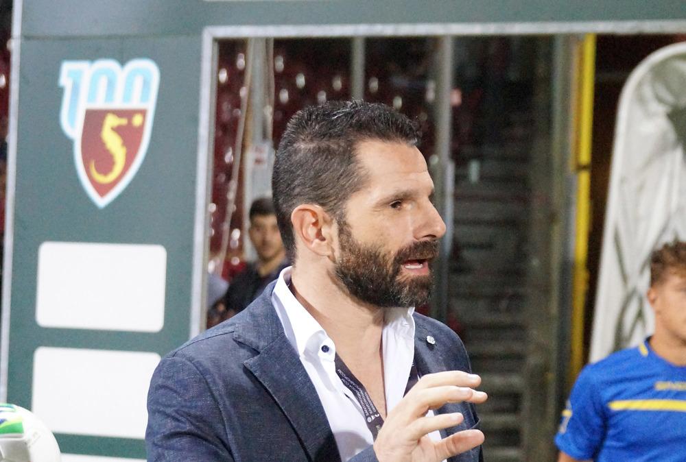 Sergio Pellissier: "I giocatori del Cagliari non erano fenomeni prima e non possono essere diventati bidoni adesso. Il problema dei rossoblù è innanzitutto di natura psicologica: le tante sconfitte tolgono certezze e generano paura"