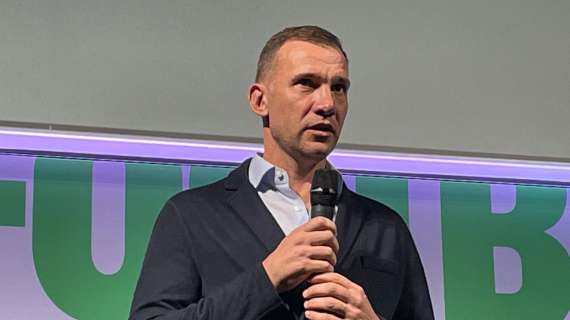 Shevchenko: "Leao? A Cagliari ha fatto belle cose. Gli serve continuità"