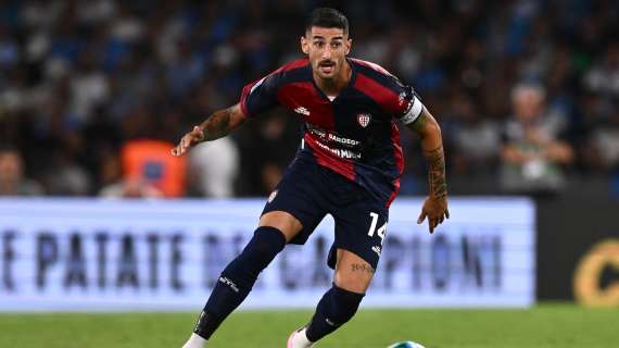 Il Cagliari celebra Deiola per le 200 presenze in maglia rossoblù
