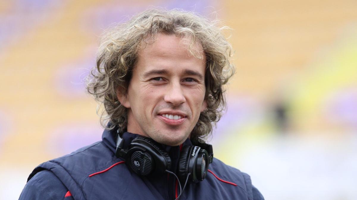 Manfredini ritorna sull'esperienza alla Fiorentina: "Avevo bisogno di giocare. In quella B c'erano il Cagliari di Zola e il Palermo di Toni. Era un grande campionato"