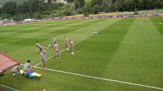 Cagliari, mattinata di lavoro per i rossoblù tra palestra e campo (FOTO)
