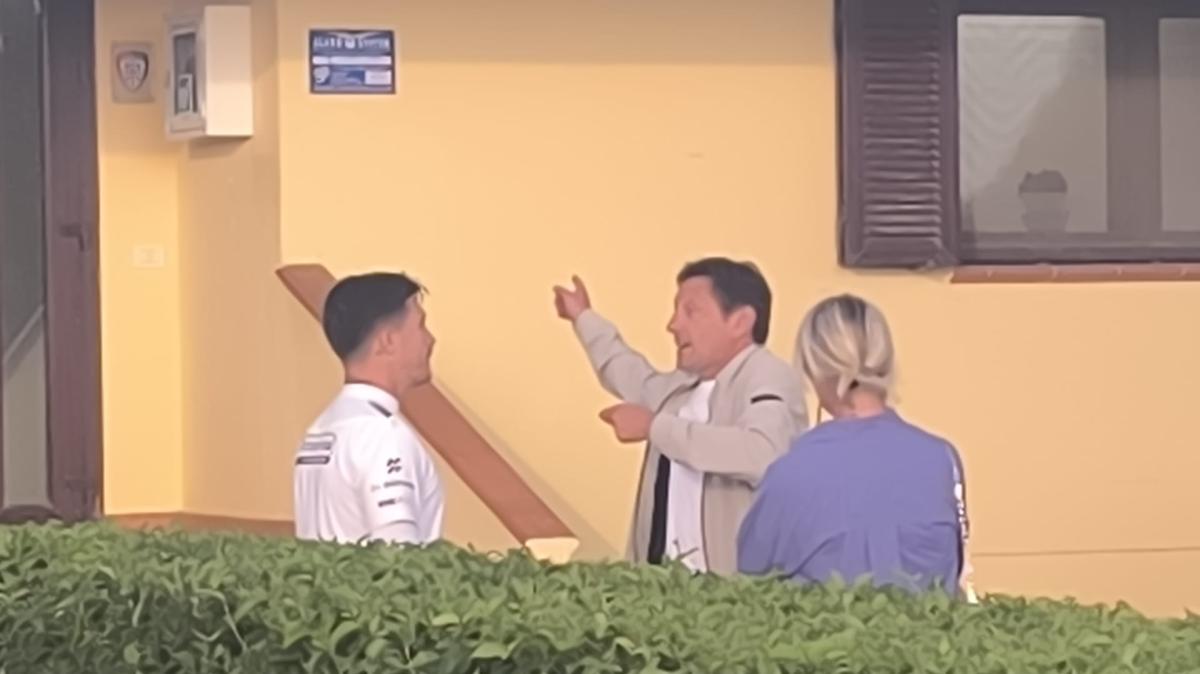 Sorpresa al CRAI Sport Center: Pisacane chiacchiera con Leonardo dopo l'amichevole