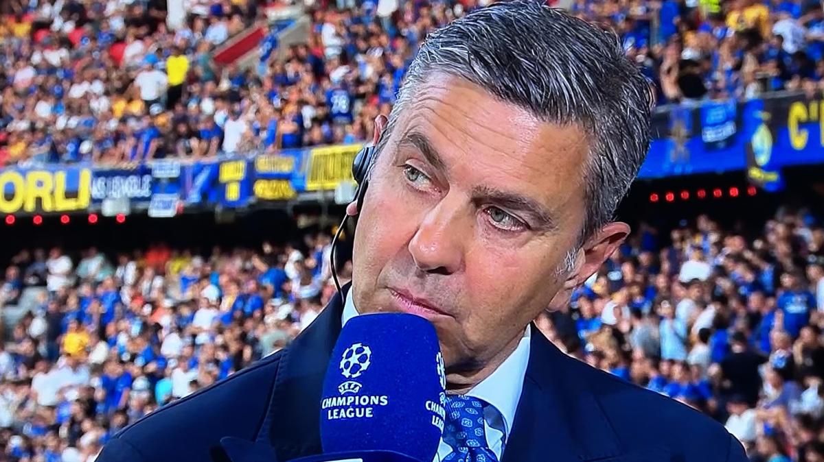 Costacurta: &quot;Esposito-Borrelli può sembrare sconclusionato, ma è una coppia che incuriosisce. Il Cagliari di Pisacane cresce partita dopo partita&quot;