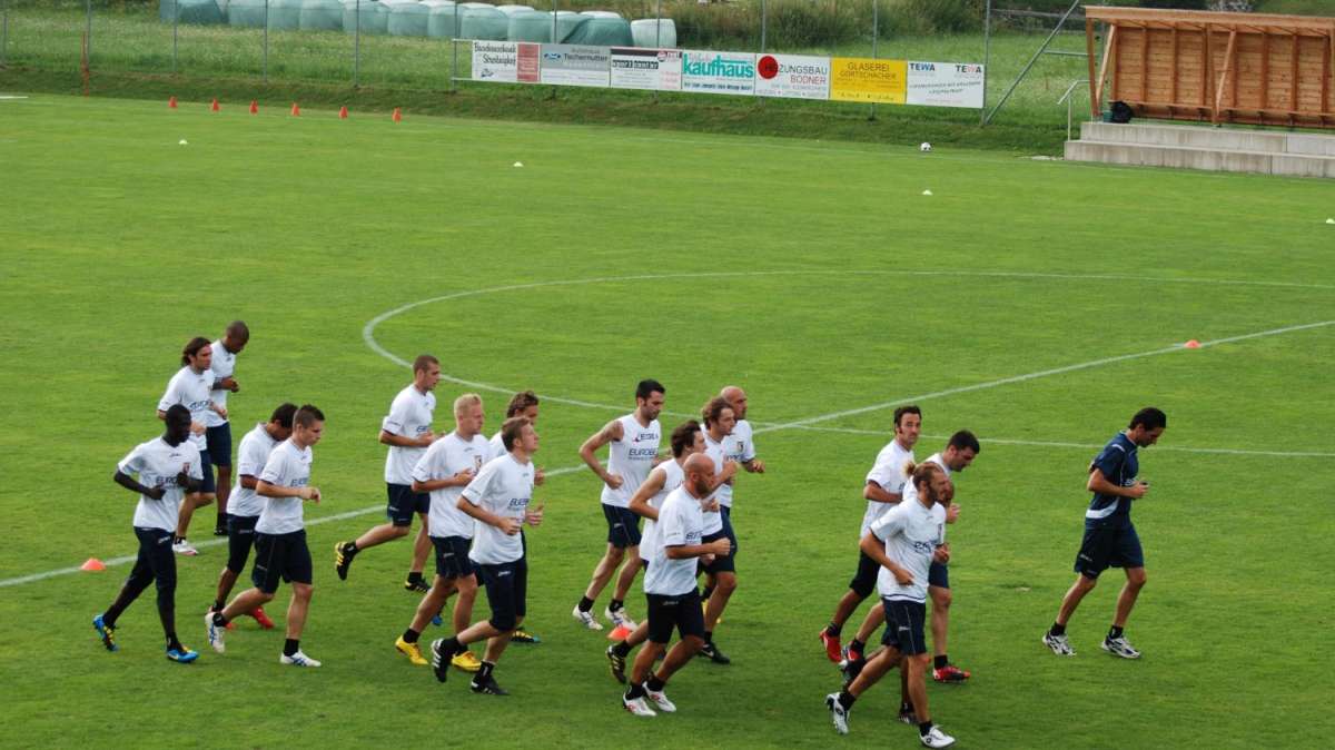 Rifinitura per i rosanero, sempre a parte Miccoli e Goian