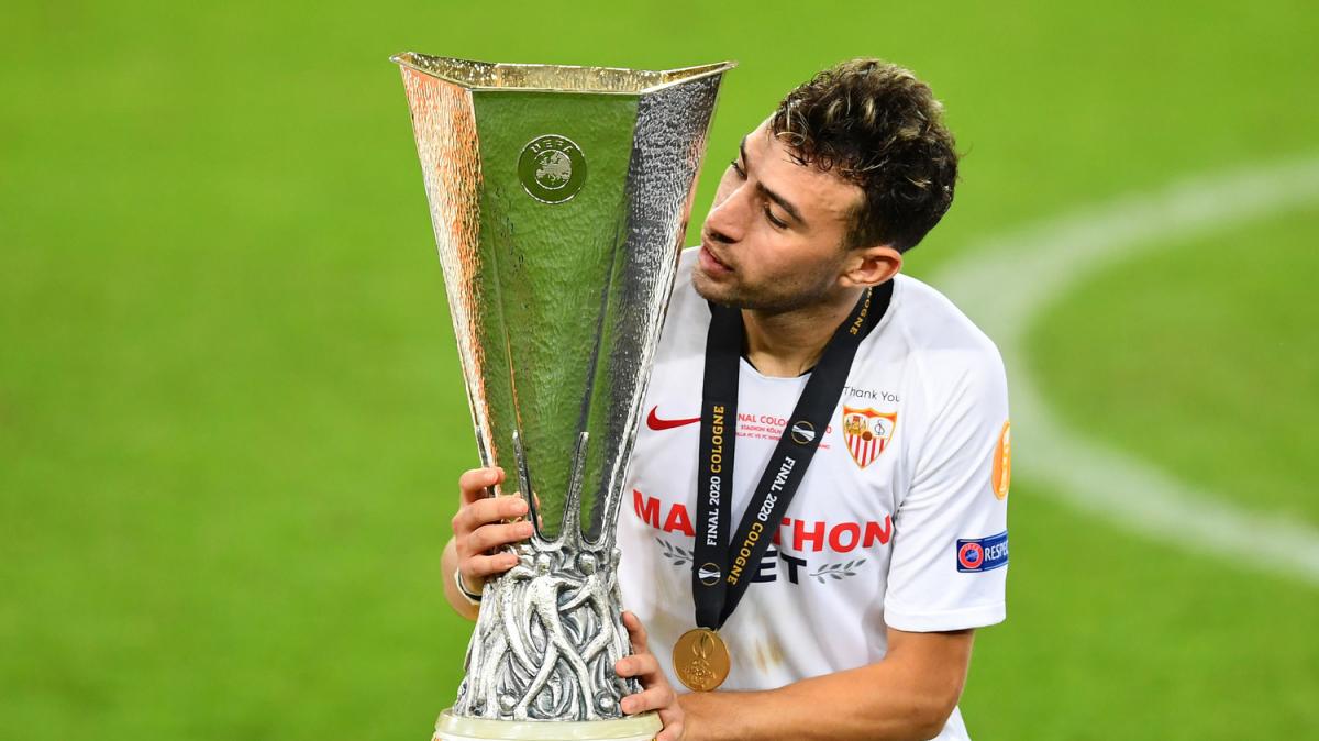 Iran - L'ex Barcellona, Munir, guida per 16 ore per sfuggire ai bombardamenti