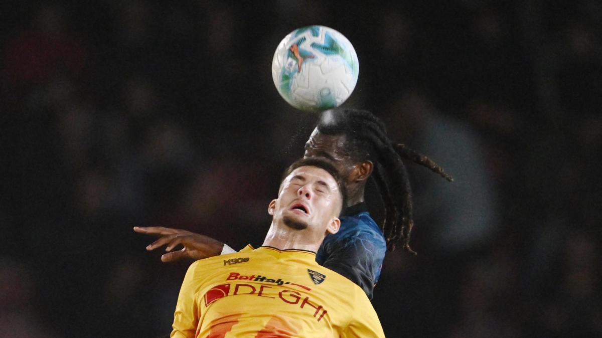 Lecce, Berisha operato per lesione al tendine: stagione finita