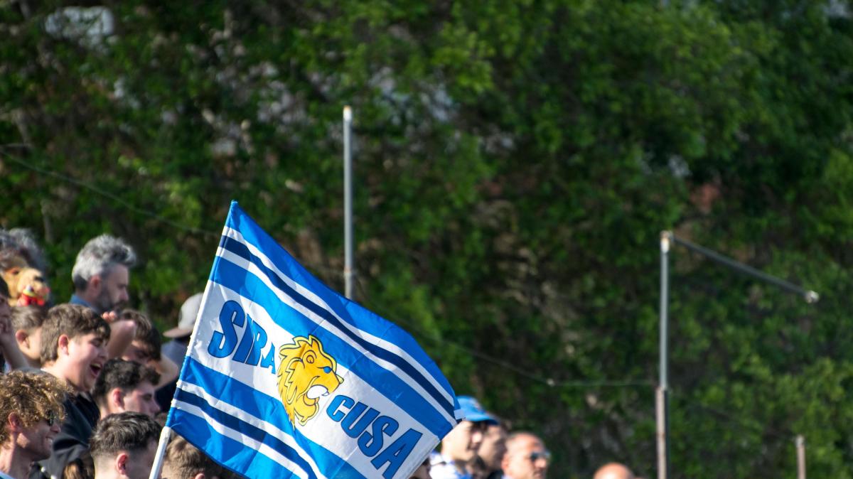 Rossoblù in prestito - Di Paolo segna, ma il Siracusa retrocede in Serie D