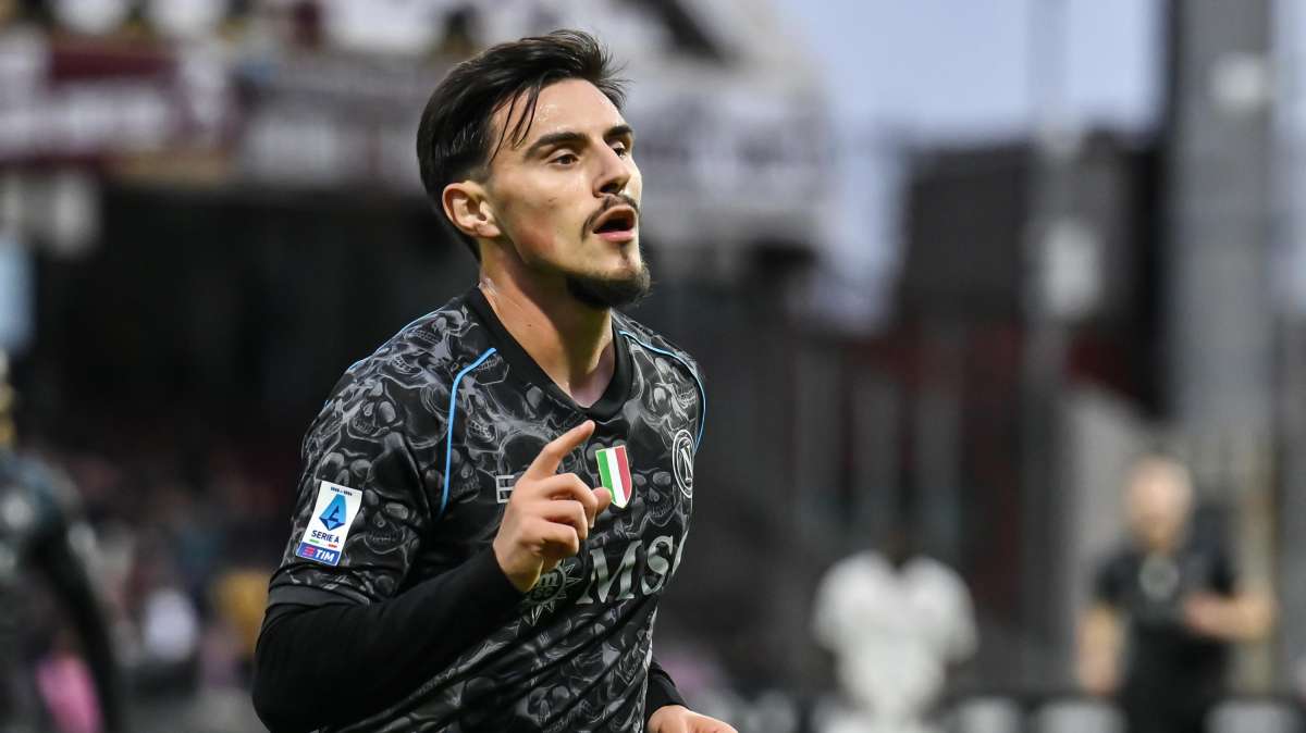 Napoli, Elmas: "Mazzarri ha fatto cose incredibili"