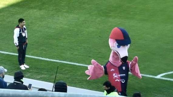 Serata rossoblù da Doppio Malto: incontra Pully, la mascotte del Cagliari Calcio!