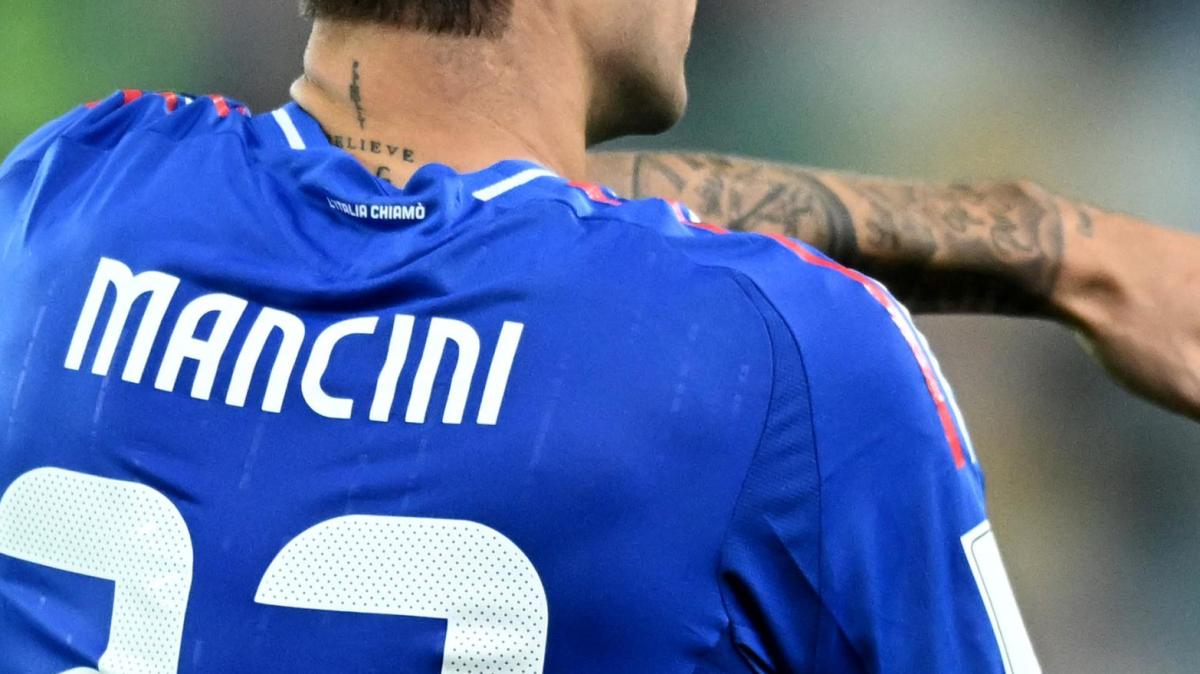 Nazionale, Mancini: "Siamo scesi in campo per vincere la partita. Al Mondiale ci va un Paese intero"