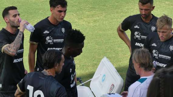 Cagliari, fine del ritiro e domani il test contro il Modena