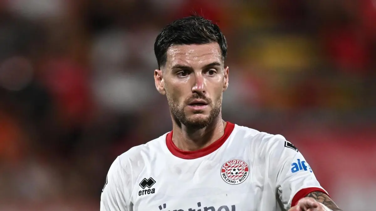 TST, l'ex rossoblù Ceppitelli: "Felicissimo di indossare di nuovo la maglia del Cagliari"