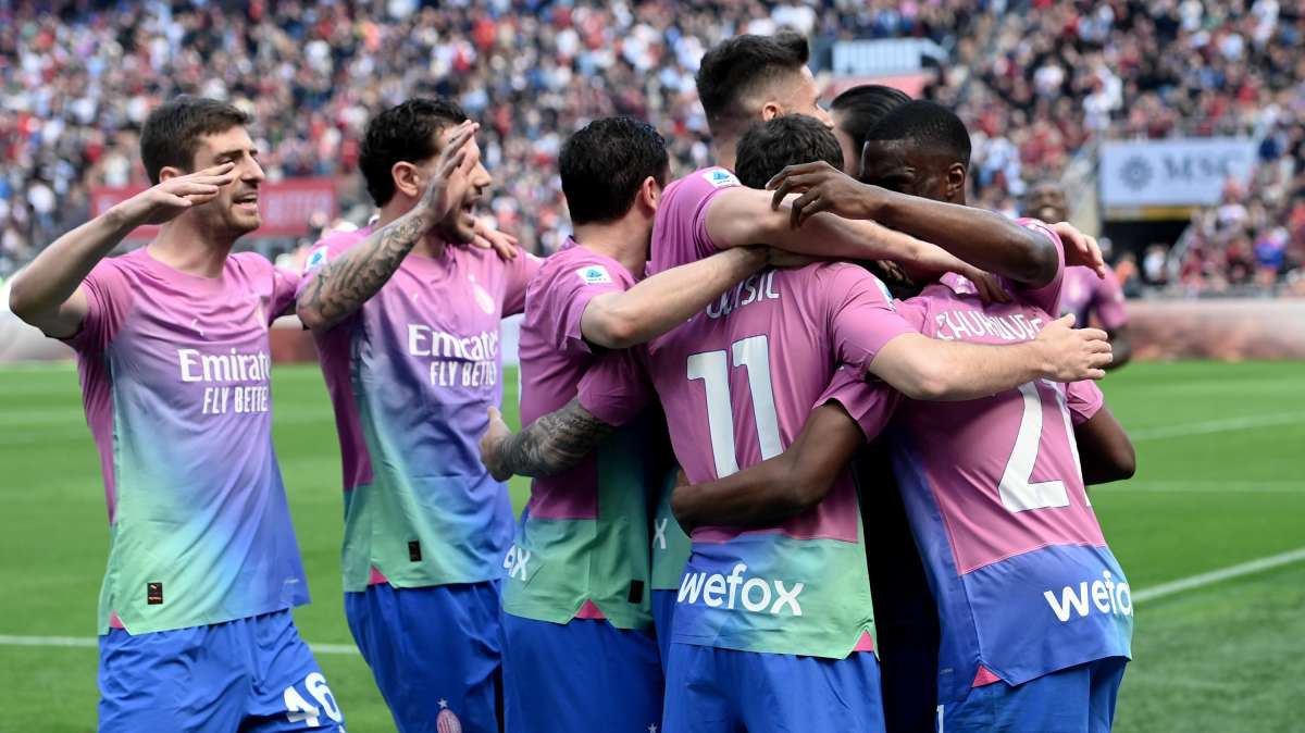 Milan-Cagliari, le formazioni ufficiali: rossoneri con il 4-3-3, Cagliari con in avanti con Luvumbo e Shomurodov