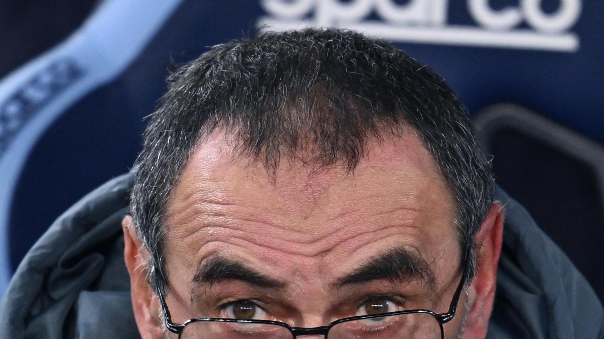 Lazio, Sarri: "Olimpico vuoto è deprimente. E' tempo che la società faccia qualcosa"