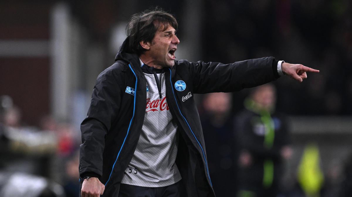 Napoli, Conte: "Tutto ridicolo. Parlate di Scudetto quando abbiamo problemi seri"