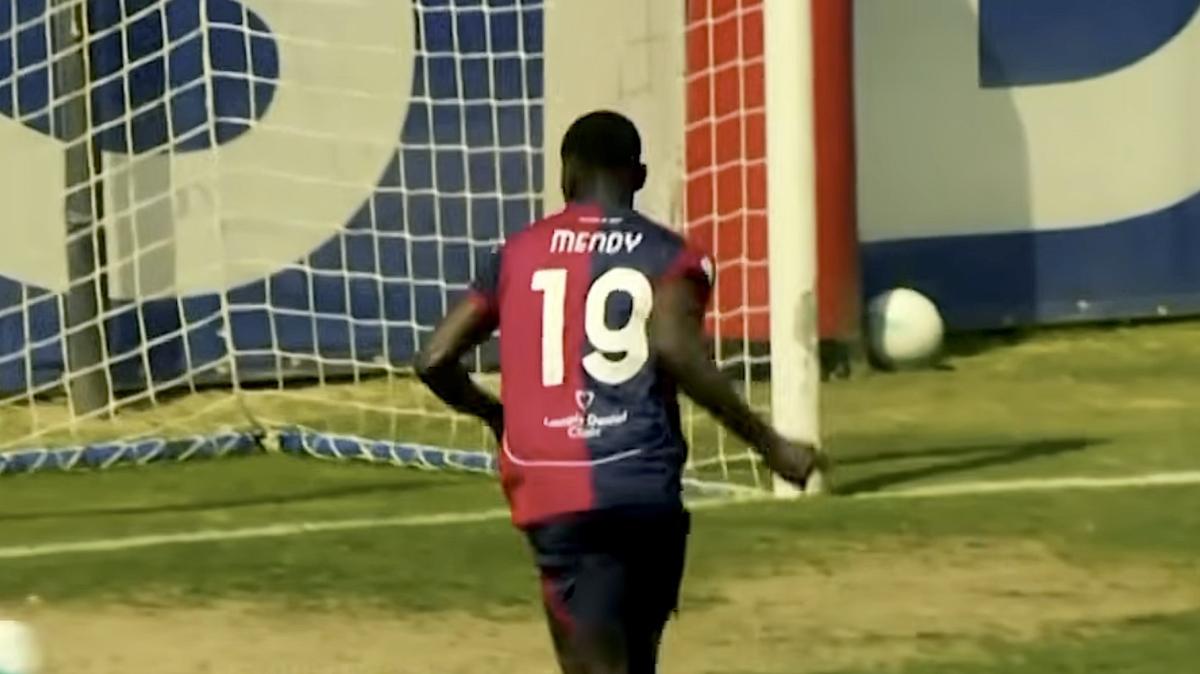 Pisacane punta tutto sull'attacco, Corsport: "Cagliari, poker per Esposito. Mendy mossa a sorpresa?"