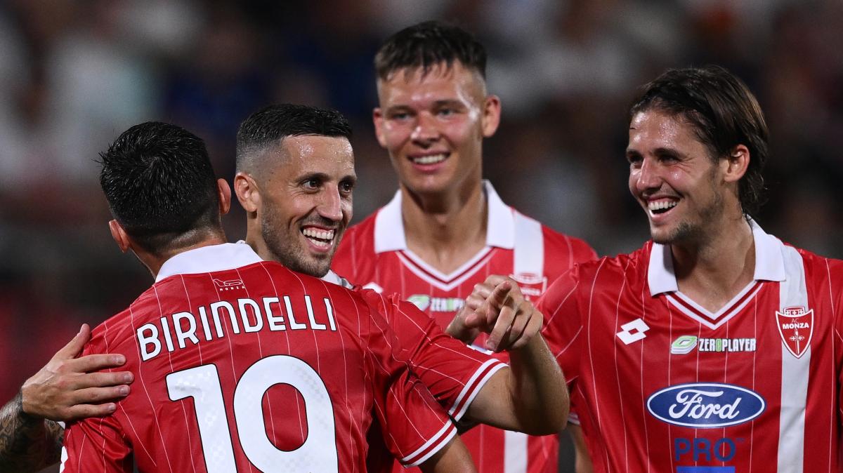 Serie B, Monza prima finalista playoff: Cutrone stende la Juve Stabia al 97’