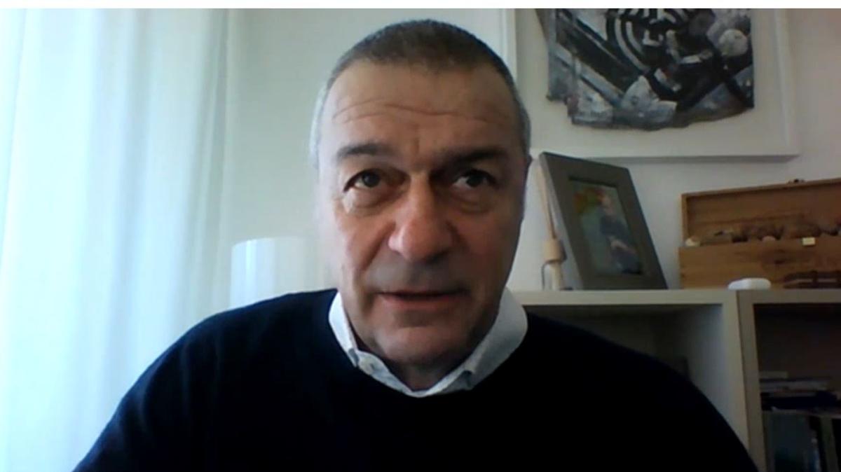 Manzo: "Nicolussi e Piccoli? Venezia e Cagliari piazze diverse rispetto a Firenze"