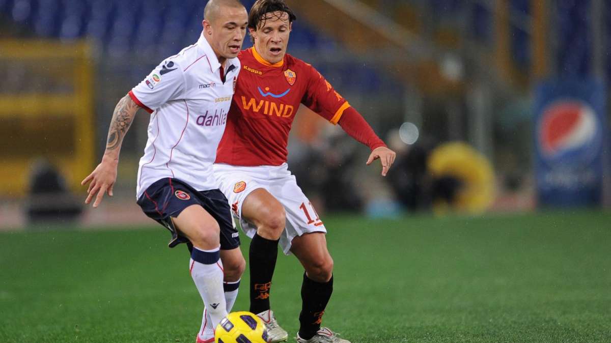 Napoli su Nainggolan, l'agente smentisce