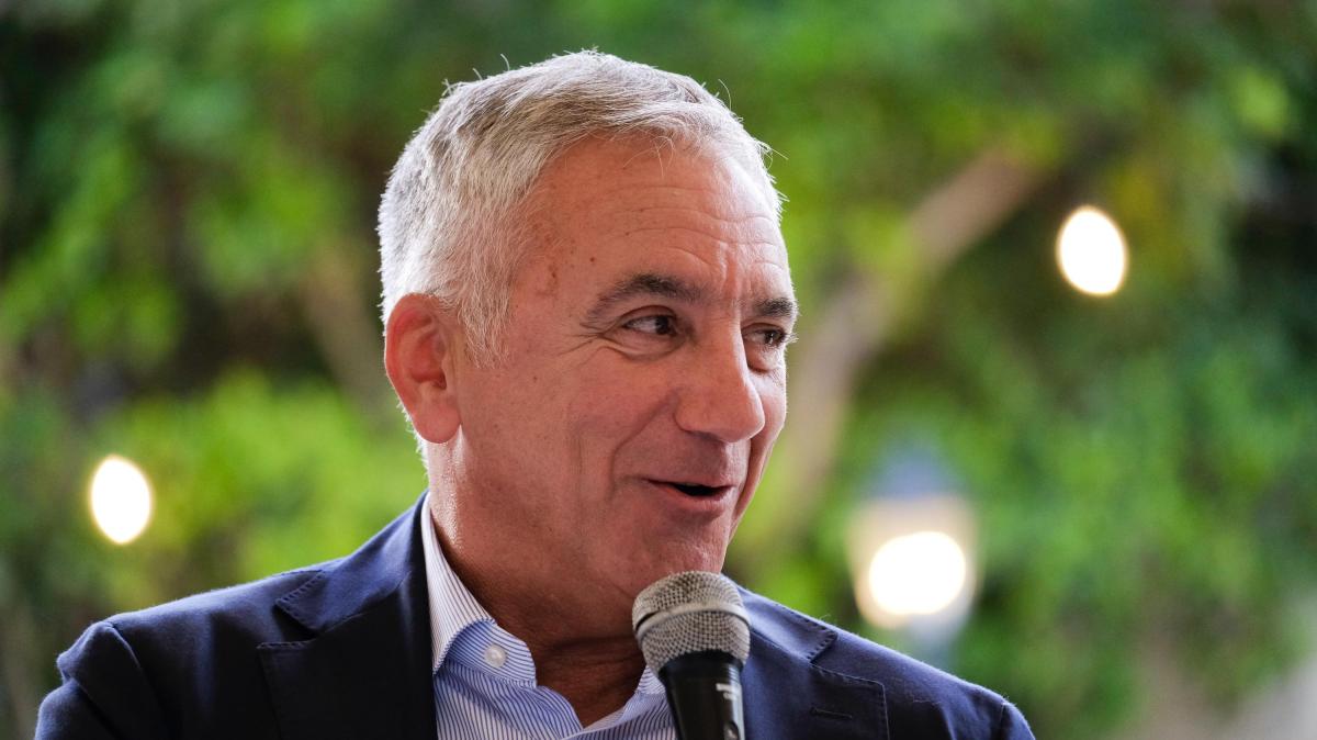 Meluso: "I tifosi della Fiorentina accendano un cero. In difesa ci sono giocatori sopravvalutati" 