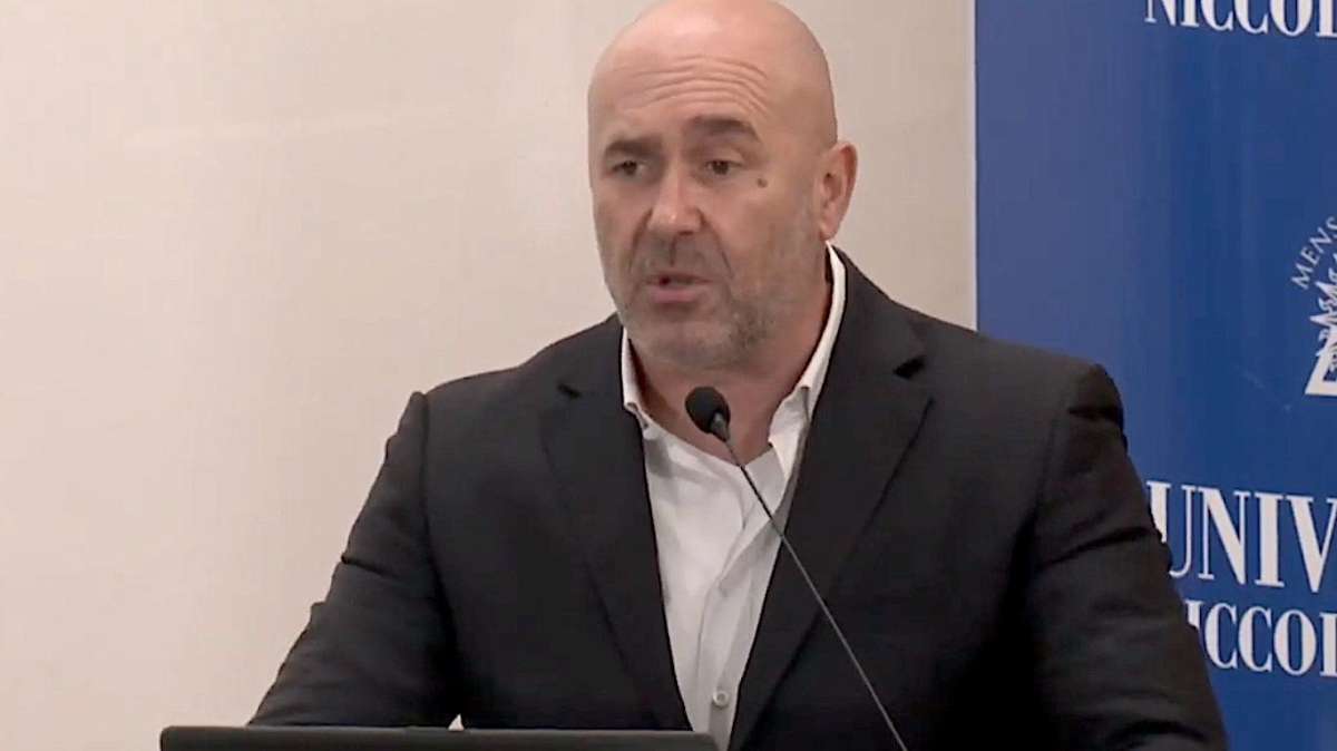 Bandecchi contro Capozucca: “Questo è un bugiardo schifoso, è mortificante quanto siete falsi”