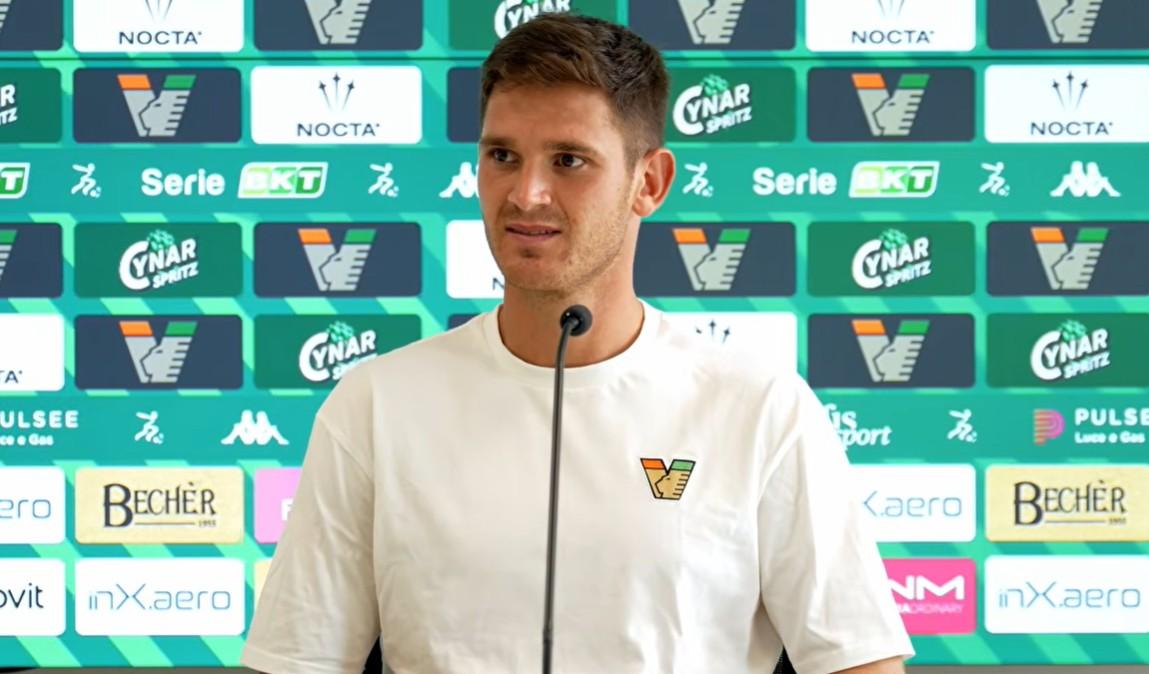Il Venezia celebra Adorante: dopo la A arriva anche il titolo di MVP