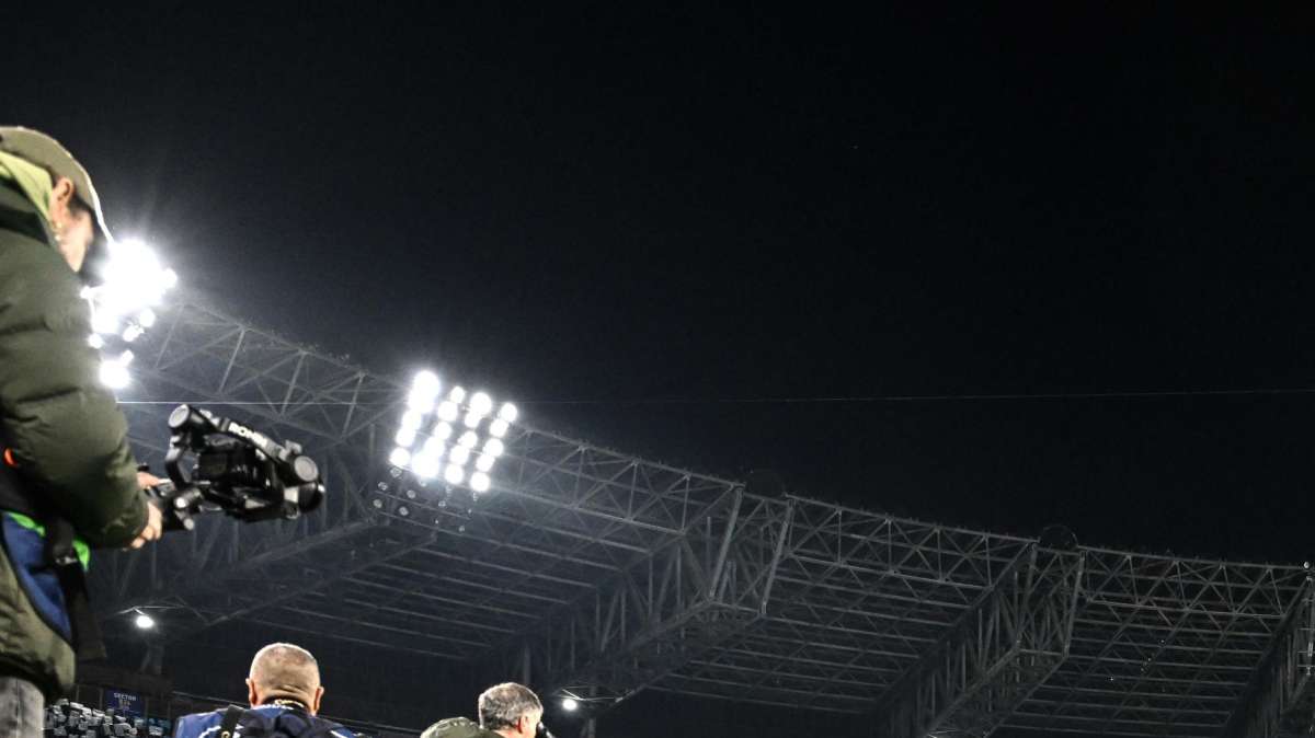 Scossa di terremoto ai Campi Flegrei, sentita anche a Napoli ma eventi sportivi non sono a rischio