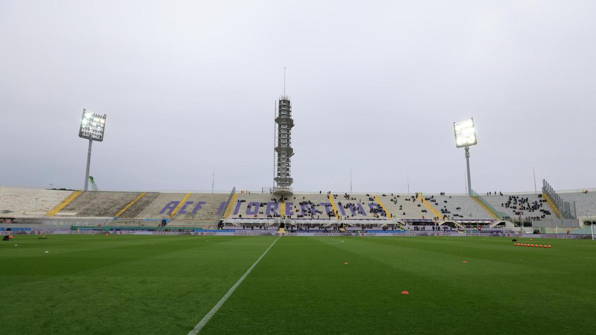 Pioggia e nuvole sul Franchi: Fiorentina-Cagliari si gioca sotto il segno del maltempo
