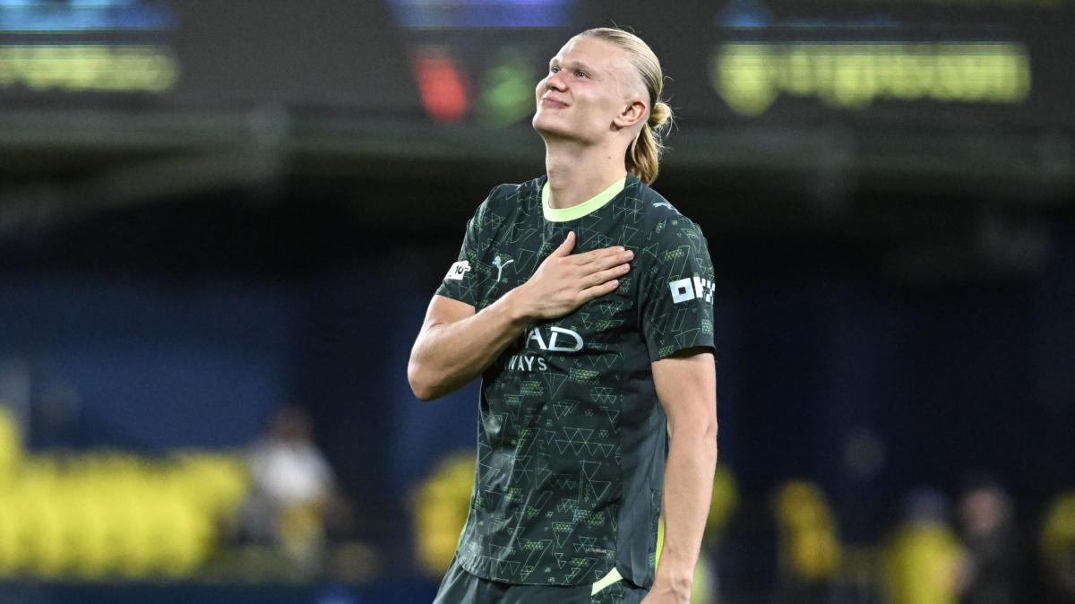 'Haalandween', l'attaccante si scatena per Halloween