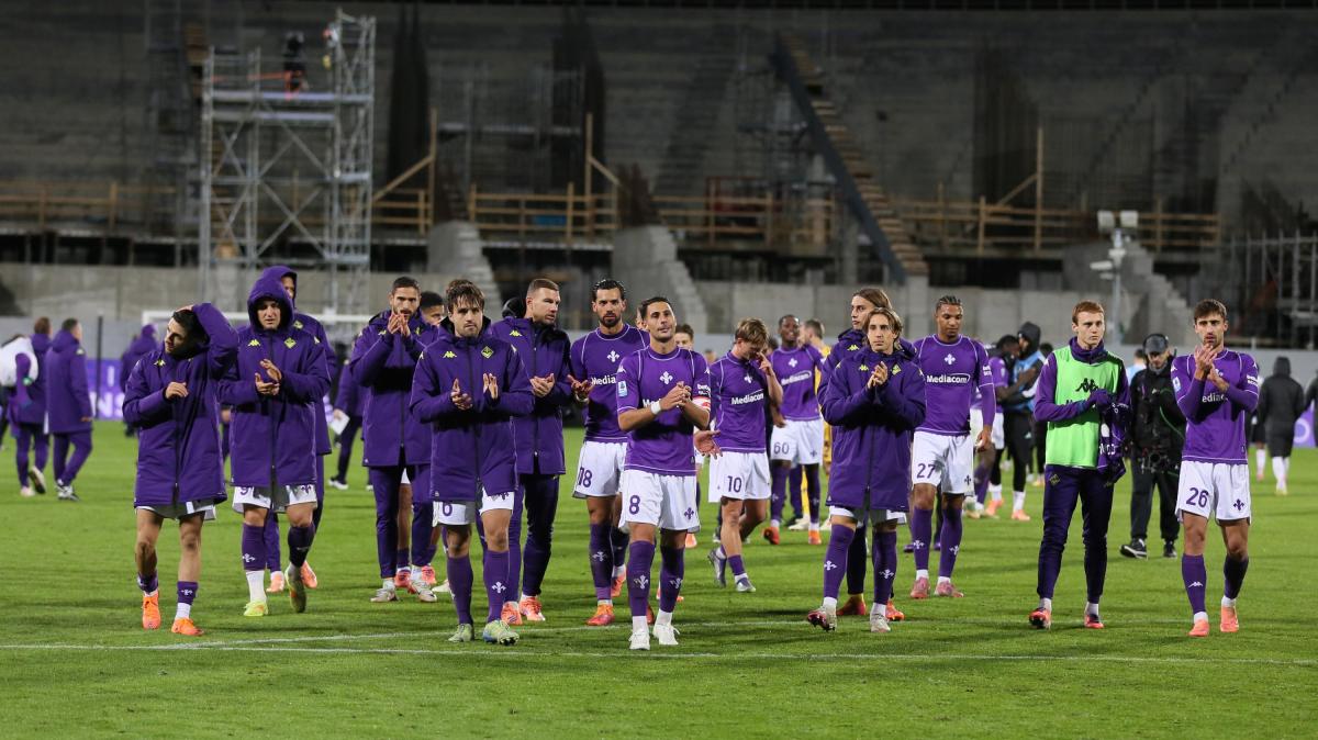 Conference League - Le formazioni ufficiali di Fiorentina-AEK. C'è Marin