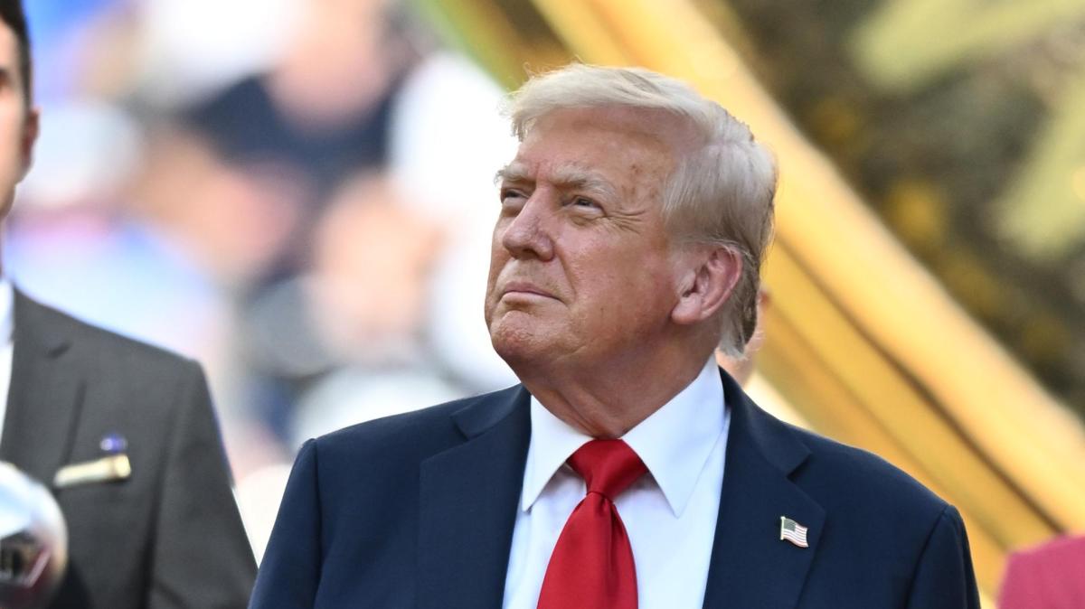 Trump: "Visti ai Mondiali? Facciamo entrare le persone giuste"