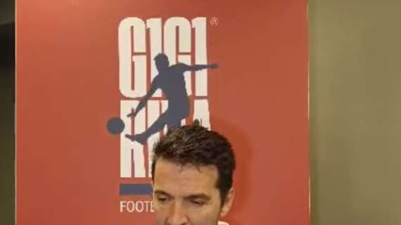 GIGI RIVA WEEK - Buffon: “Molto contento di essere qua. Gigi meritava questo”